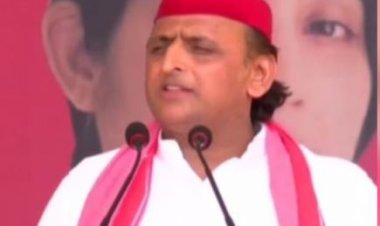 अखिलेश यादव का भाजपा पर हमला, कहा- ये लोग संविधान खत्म करना चाहते हैं