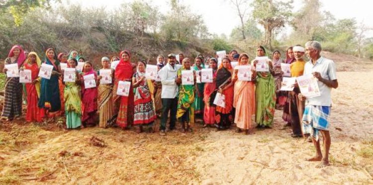 महासमुंद में अब धीमे हो रहे भाजपा के 400 सीट पार का नारा, कांग्रेस के हालात बदलते दिख रहे, मतदाता खामोश