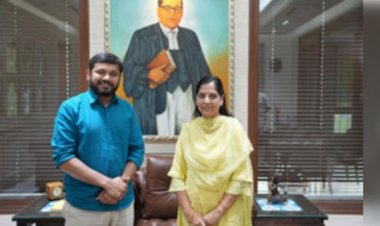 कन्हैया कुमार ने की सुनीता केजरीवाल से मुलाकात, बोले, 'तानाशाही के खिलाफ हम सब एक साथ'