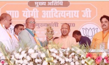 बाबा साहब के संविधान का सपा और कांग्रेस करना चाहती है अपमान : सीएम योगी