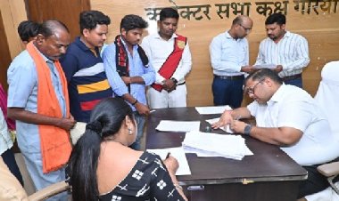 कलेक्टर ने जनचौपाल में सुनी दूर-दराज क्षेत्रों से आए लोगों की समस्याएं