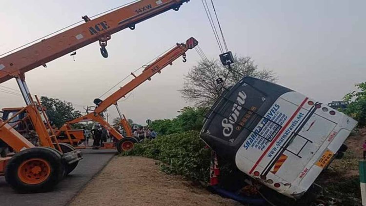 अदाणी पोर्ट्स को कोलकाता बंदरगाह पर कंटेनर टर्मिनल के परिचालन के लिए मिला पांच साल का अनुबंध