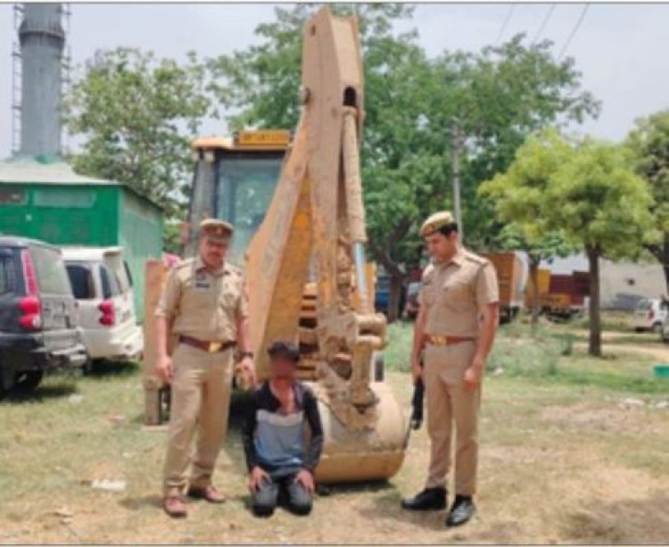 हापुड़ में टोल प्लाजा पर तोड़फोड़ करने वाला जेसीबी चालक गिरफ्तार