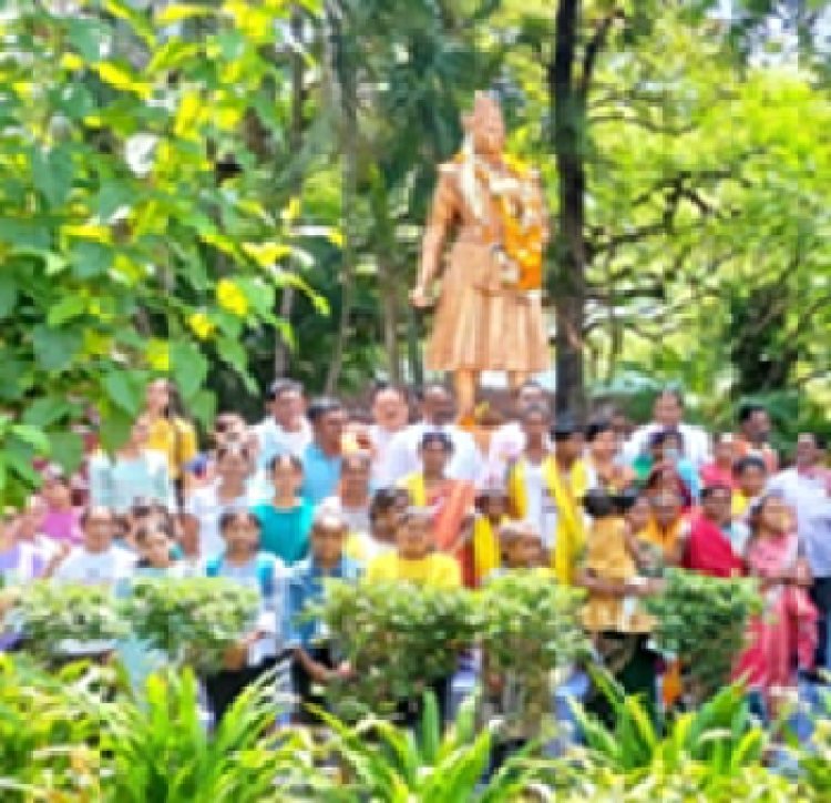वीरांगना महारानी दुर्गावती के बलिदान दिवस पर गोड़ समाज ने श्रद्धा-सुमन किया अर्पित