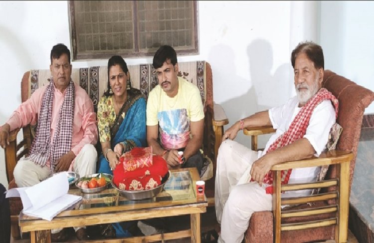 भोजपूरी फिल्म शहनाई की शूटिंग मुहुर्त के साथ आजमगढ में शुरू