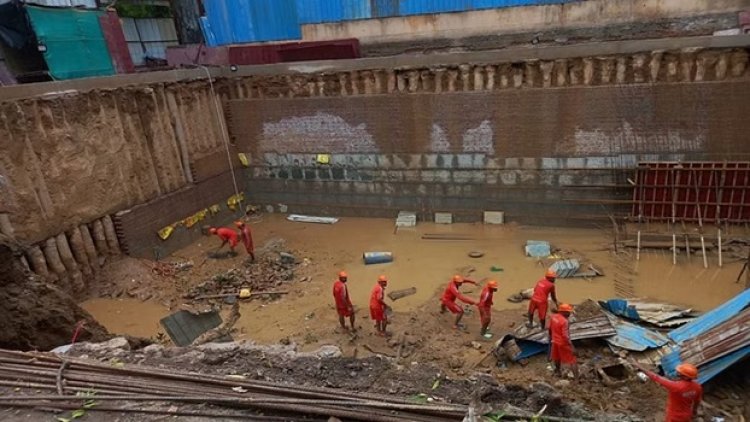 पानी से भरे गड्डा में डूबे तीन मजदूरों, शव बरामद