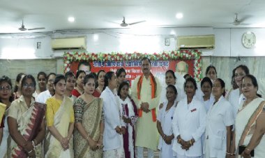 अस्पताल में नर्स की भूमिका मां के समान, मरीजों को अपने बच्चों समान देखभाल करेःस्वास्थ्य मंत्री श्री श्याम बिहारी जायसवाल