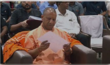 यूपी में तीन आईपीएस का तबादला, हापुड़ के एसपी अभिषेक वर्मा को वेटिंग में भेजा