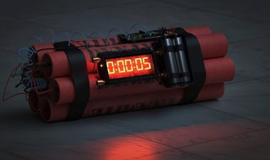 सारंगढ़ के स्कूल को बम से उड़ाने की धमकी: ब्लैकबोर्ड पर लिखा 15 अगस्त तक...