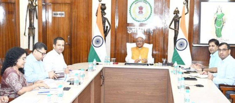 शिक्षा विभाग की बैठक ले रहे मुख्यमंत्री विष्णुदेव साय