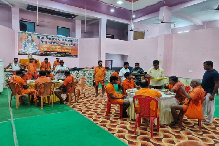 रामानुजगंज  नगर के वार्ड क्रमांक 13 में स्थित पंडित दीनदयाल उपाध्याय मांगलिक भवन में बाबा बैजनाथ