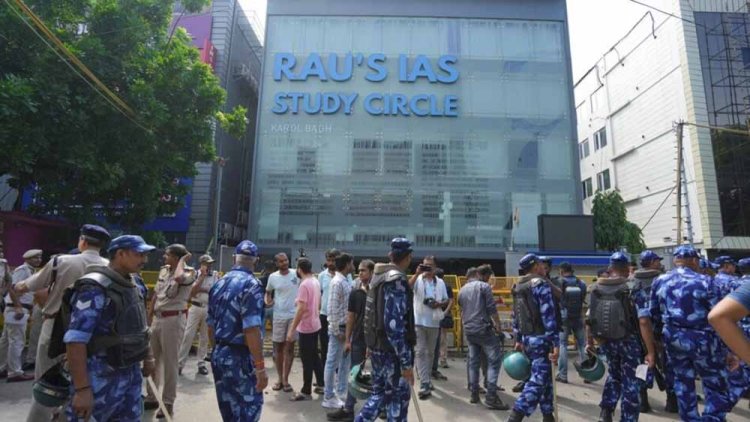 दिल्ली कोचिंग हादसे पर अब केंद्रीय गृह मंत्रालय ने बड़ा ऐक्शन लिया, जांच के लिए बनाई कमेटी, 30 दिनों में आएगी रिपोर्ट