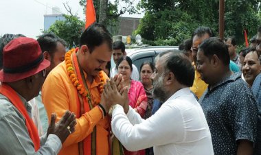 रामानुजगंज   नगर पंचायत अध्यक्ष और बाबा बैजनाथ धाम कांवरिया सेवा समिति के संयोजक रमन अग्रवाल