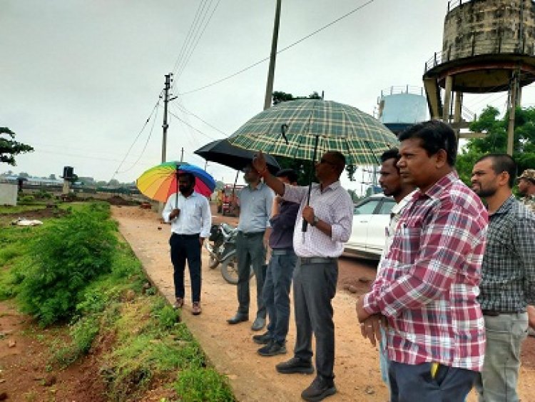 सीईओ ने किया महत्वाकांक्षी योजनाओं के अंतर्गत चल रहे कार्यों का निरीक्षण