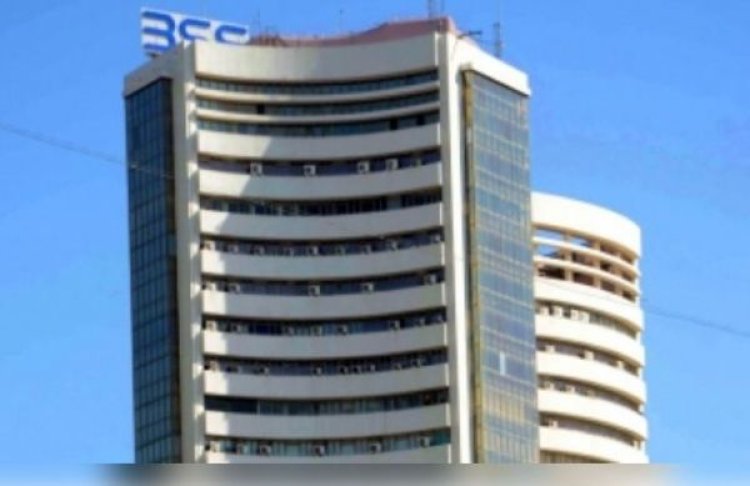 भारतीय शेयर बाजार ने पिछले 25 वर्षों में वॉरेन बफे की कंपनी से भी दिया ज्यादा रिटर्न : रिपोर्ट