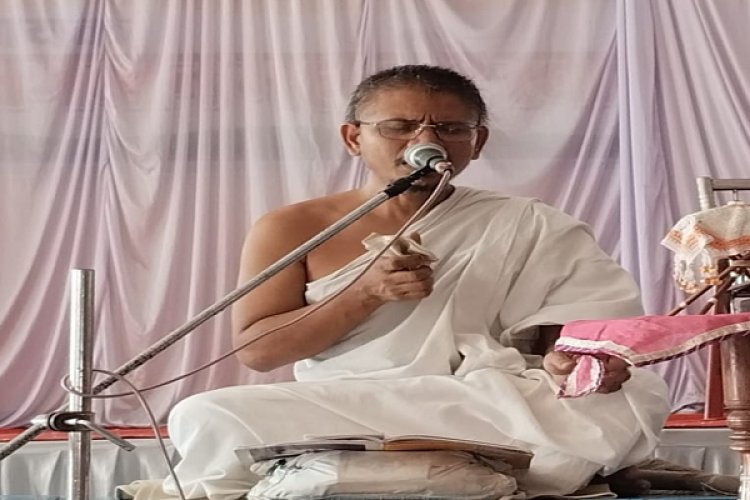 ज्ञान-धर्म को जीवन मे उतारने वाले महापुरुष कहलाते है : ऋषभ सागर