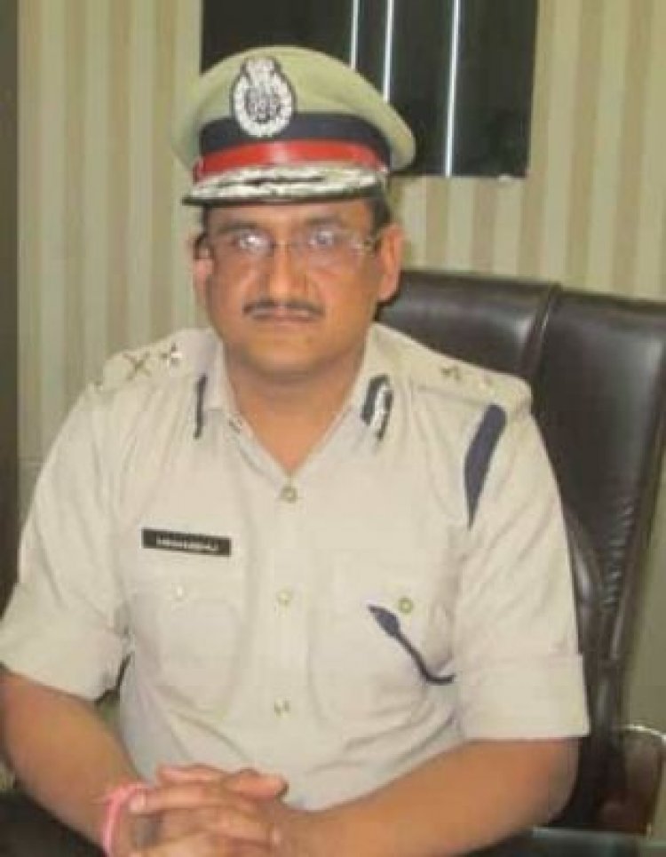 दीपावली के अवसर पर केन्द्रीय जेल अंबिकापुर में सरगुजा स्कूल ऑफ आर्ट्स की होगी स्थापना : सरगुजा व जशपुर क्षेत्र की महान कला परंपराओं को अक्षुण्ण रखने के उद्देश्य से जेल विभाग का रचनात्मक योगदान