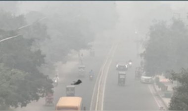 एनसीआर में छाई स्मॉग की चादर, पारे में आई गिरावट, दिल्ली में औसत एक्यूआई 349
