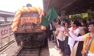 850 श्रद्धालु अयोध्या धाम के लिए हुए रवाना