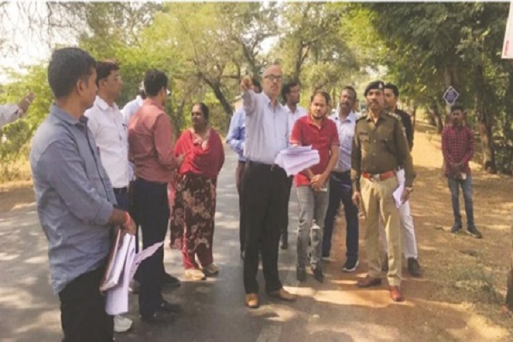 आयुक्त ने रोड सेफ्टी सेल के प्रभारियों की ली बैठक