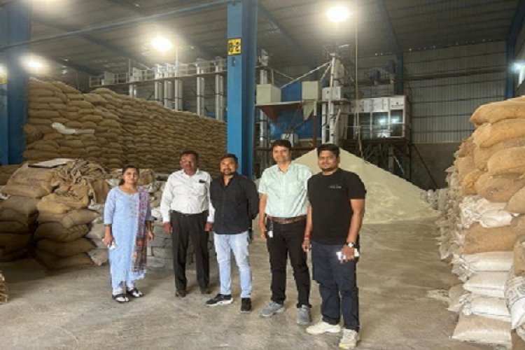 12438 क्विंटल धान और 2300 क्विंटल चावल जप्त