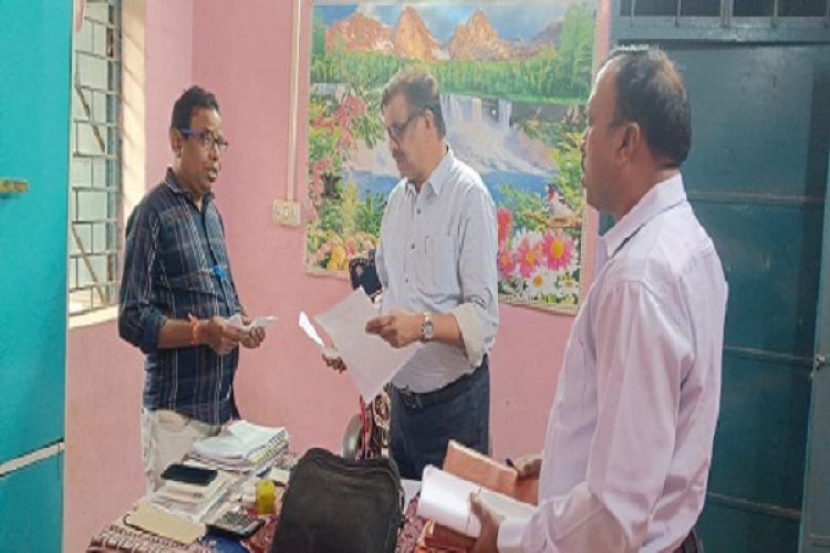 आब्जर्वर सीएल मार्कण्डेय ने मतदान केंद्रों का किया निरीक्षण