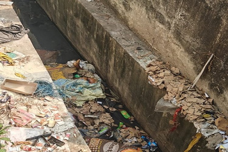 राजधानी के पुरानी बस्ती थाना क्षेत्र में शव मिलने से मचा हड़कंप...