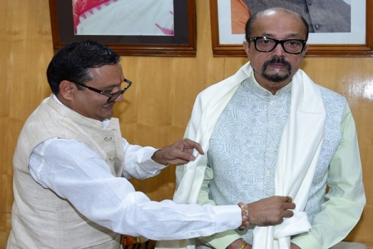 राज्यपाल से मनोहर गौशाला के ट्रस्टी पदम् जैन ने की सौजन्य भेंट