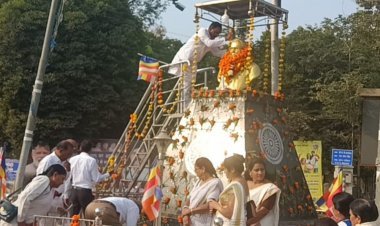 बाबा साहेब अंबेडकर का मनाया गया 68 महापरिनिर्वाण दिवस:बालाघाट के अंबेडकर चौक में प्रतिमा पर अनुयायियों ने किया माल्यार्पण