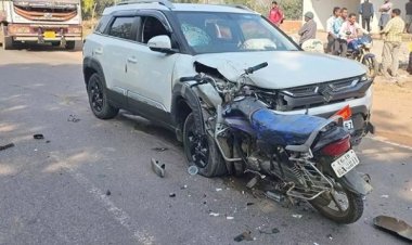 डिप्टी कलेक्टर की कार ने बाइक सवार को कुचला
