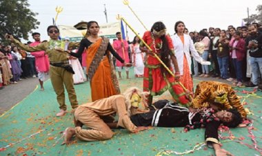 चार दिनों तक बिखरी रहेगी कला - संस्कृति के विविध रंगों की छटा