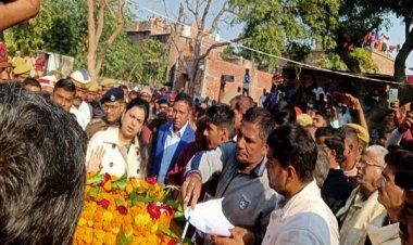 बलिदानी आशुतोष मिश्र का पैतृक गांव पहुंचा पार्थिव शरीर, देवरिया में शोक की लहर