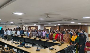 किन्नरों को समाज में समानता और सम्मान का अधिकार दिया