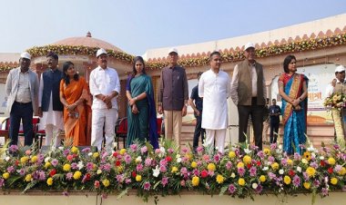 पीएम के गृहनगर वडनगर में निकाली गई सुशासन पदयात्रा