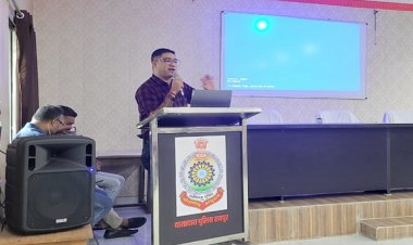 ठगी का एक और नया तरीका... कंस्ट्रक्शन कारोबारी ने ऑनलाइन मंगाया सीमेंट, आठ लाख की ठगी