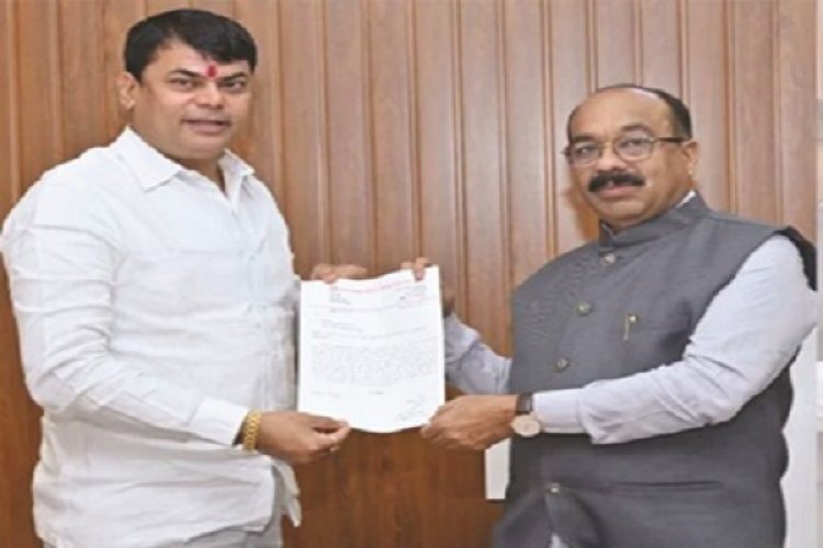 दया सिंह ने पीडब्ल्यूडी मंत्री अरूण साव से मिलकर कर रखी जिलेवासियों की समस्या