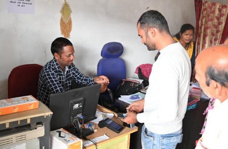 उपार्जन केन्द्रों में माइक्रो एटीएम की सुविधा से गदगद हैं किसान