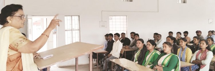 भारती विवि में विश्व एड्स दिवस पर विविध आयोजन