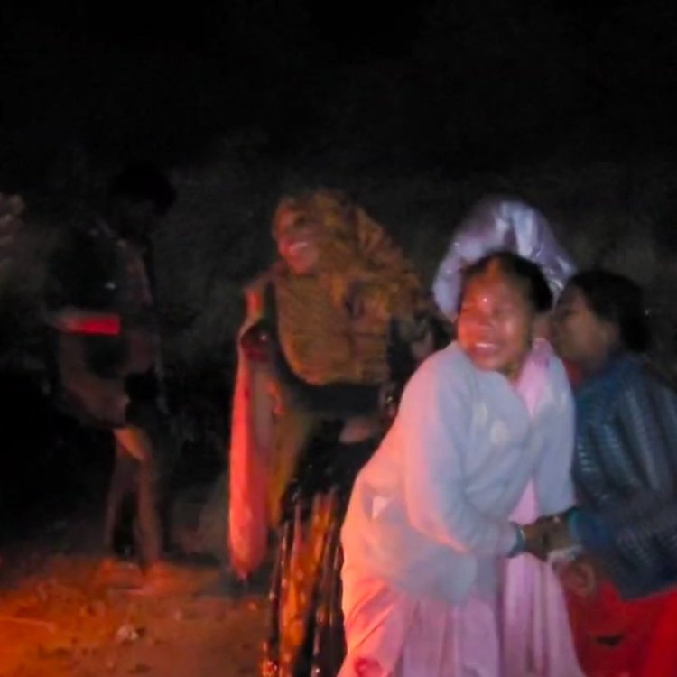 टीले के टकराकर 8 फीट उछली बाइक, दो की मौत:निमंत्रण खाकर लौट रहे थे, सीधी में सोन नदी के पास हादसा