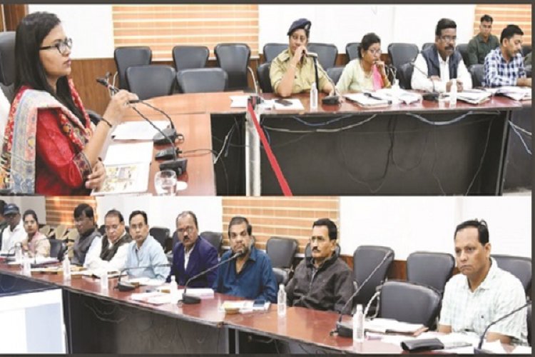 कलेक्टर ने सर्विस लेन से अतिक्रमण हटाने अधिकारी को दिए निर्देश