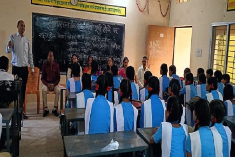 हरदी हाईस्कूल में सुशासन पर विचार गोष्ठी