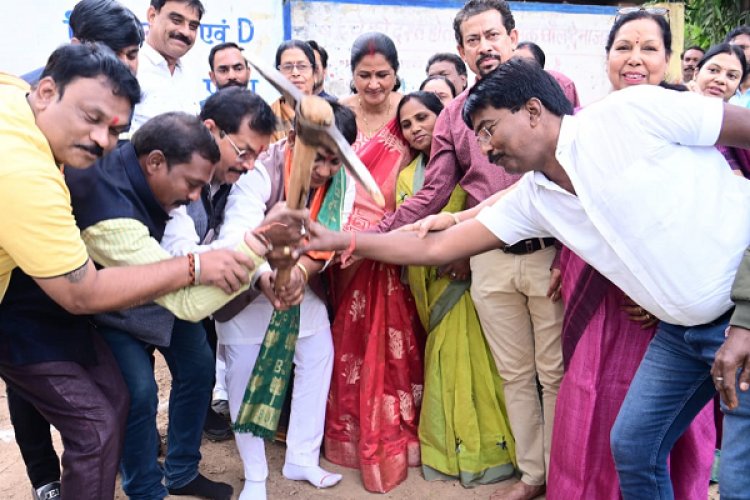 महासमुंद में 30 लाख रुपये की लागत से बनेगा अटल परिसर