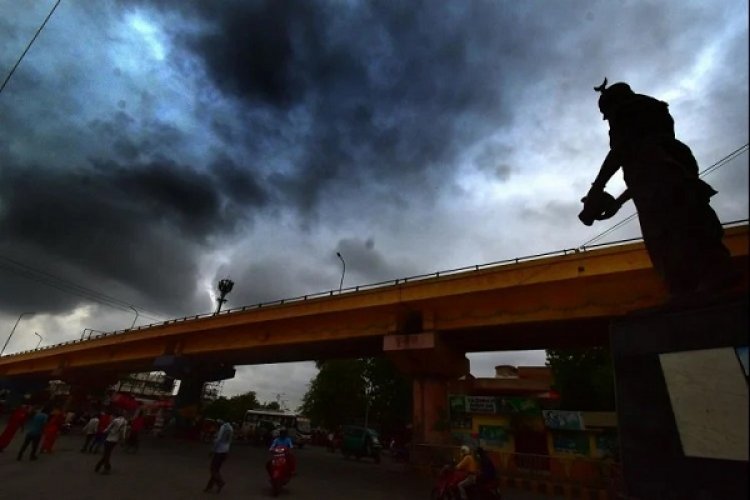 पेंड्रा में बारिश, राज्य के 4 संभाग में अलर्ट