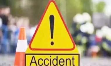 सड़क हादसा : ट्रक की टक्कर से तीन लोगों की मौत