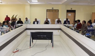 कलेक्टर ने अधिकारी-कर्मचारियों को दी नववर्ष की शुभकामनाएं