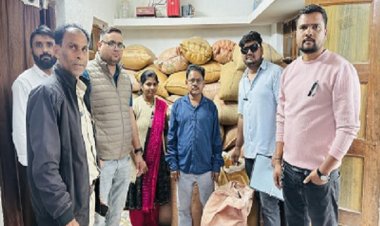 धान के अवैध संग्रहण पर जारी है कार्रवाई