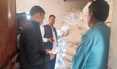संयुक्त संचालक ने किया आंगनबाड़ी भवन व रेडी टू ईट गोदाम का अवलोकन
