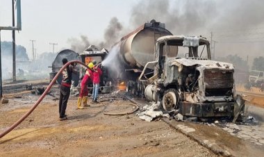 नाइजीरिया में गैसोलीन टैंकर में विनाशकारी विस्फोट, 70 लोगों की मौत