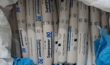 कार में मिले 600 डायनामाइट सेल, ब्लास्टिंग मशीन मिली, दो गिरफ्तार