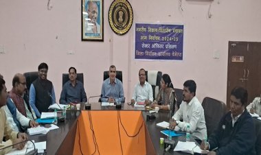 चुनाव के दौरान किसी भी प्रकार की गड़बड़ी पर सख्त कार्रवाई की जाएगी - कलेक्टर